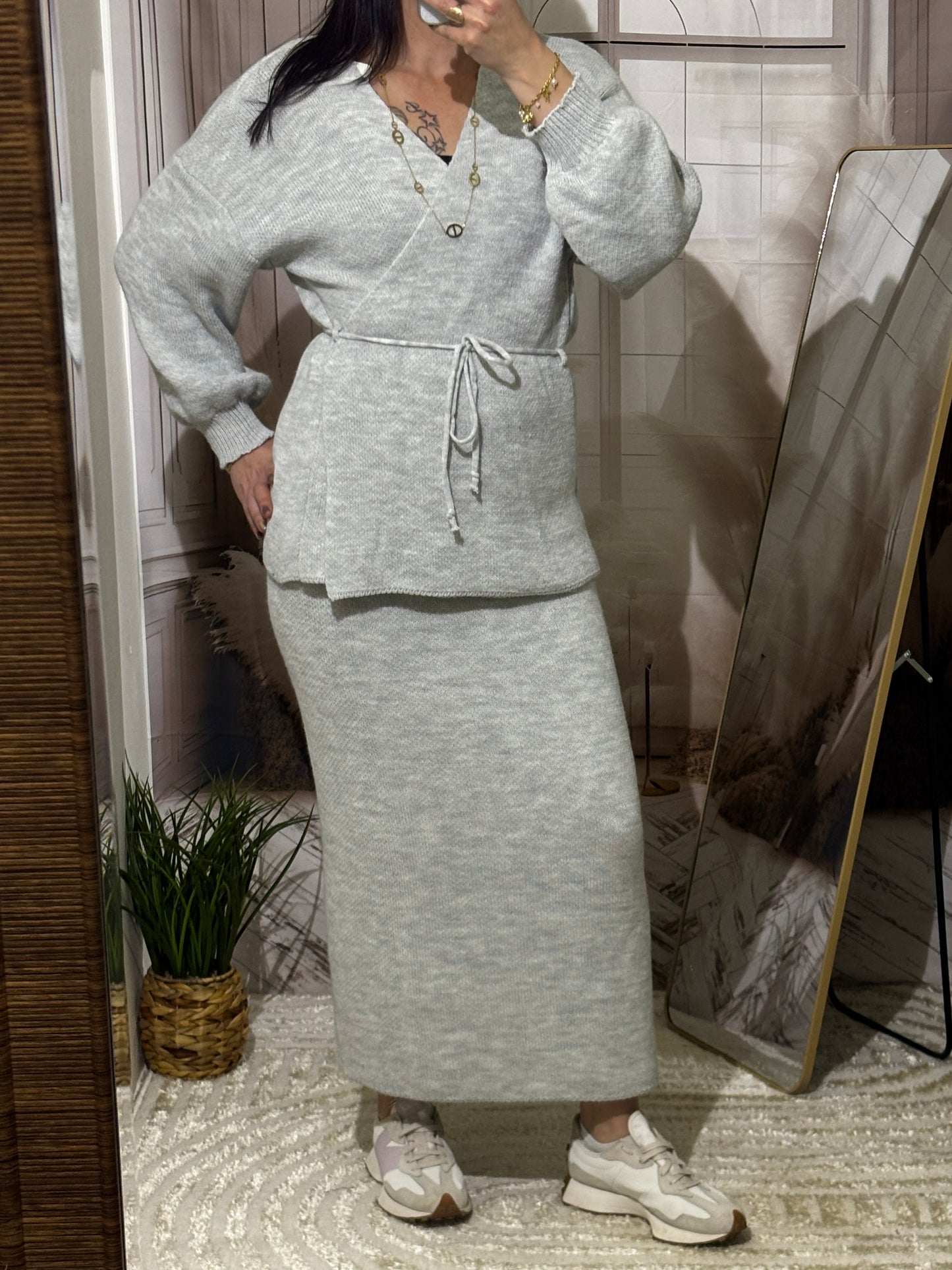 Ensemble gilet & jupe gris