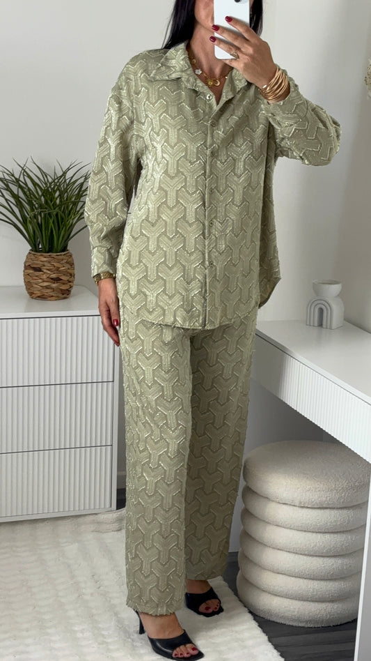 Ensemble motifs vert