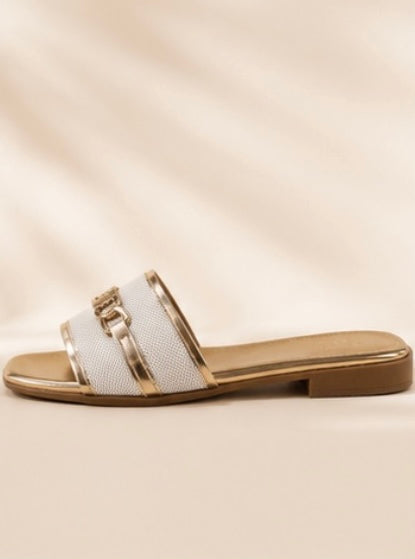 Sandales dorées