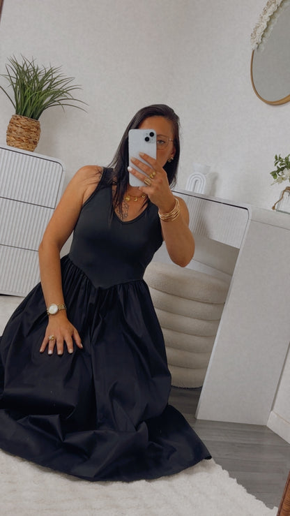 ROBE LONGUE NOIRE