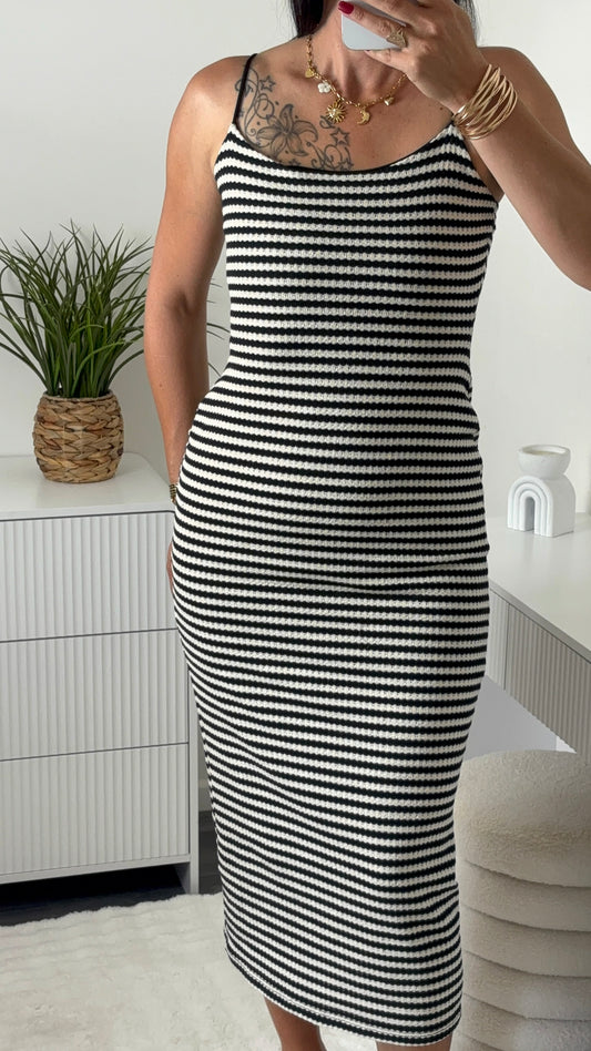 ROBE CROCHET NOIRE