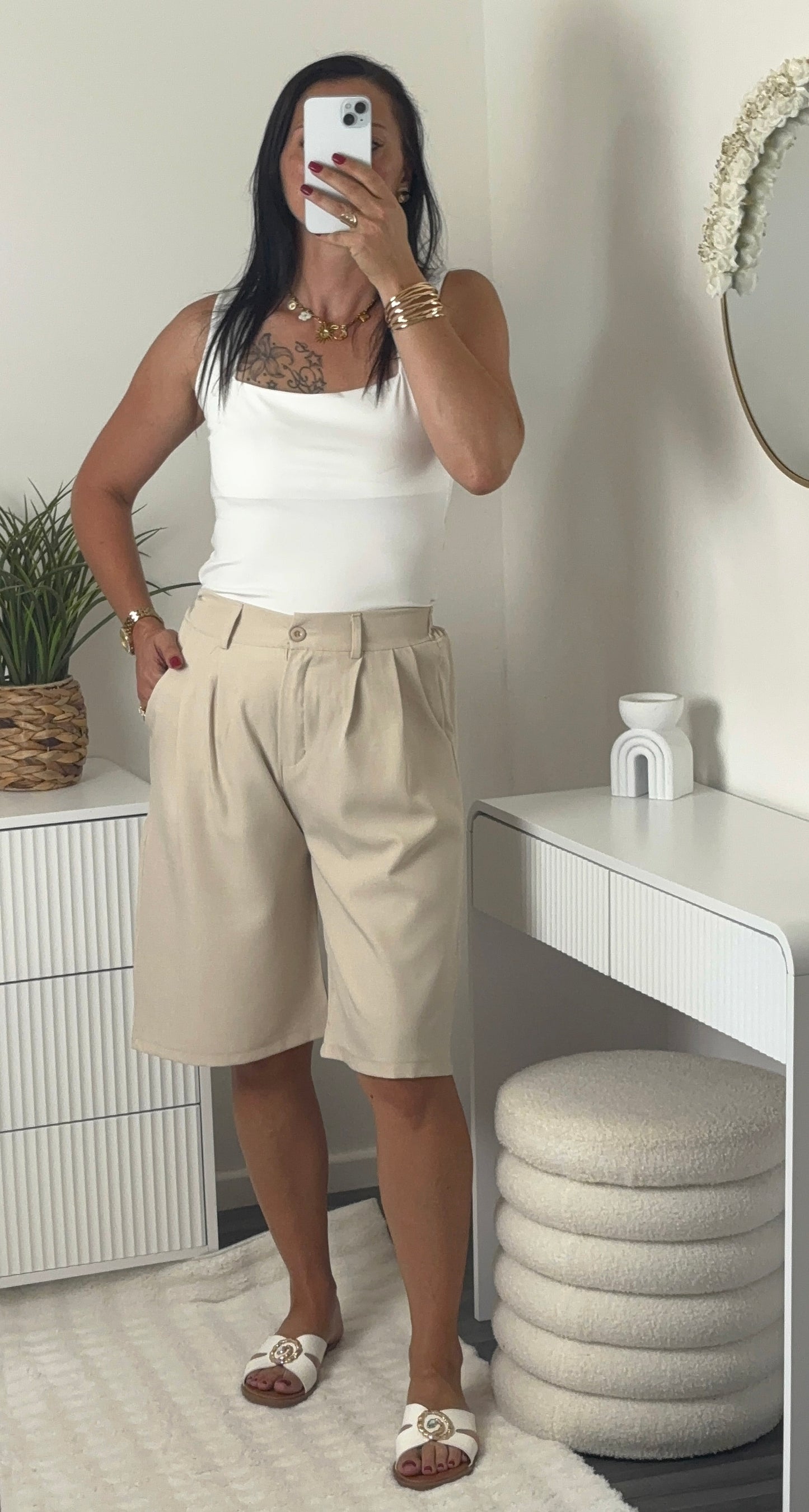 BERMUDA BEIGE