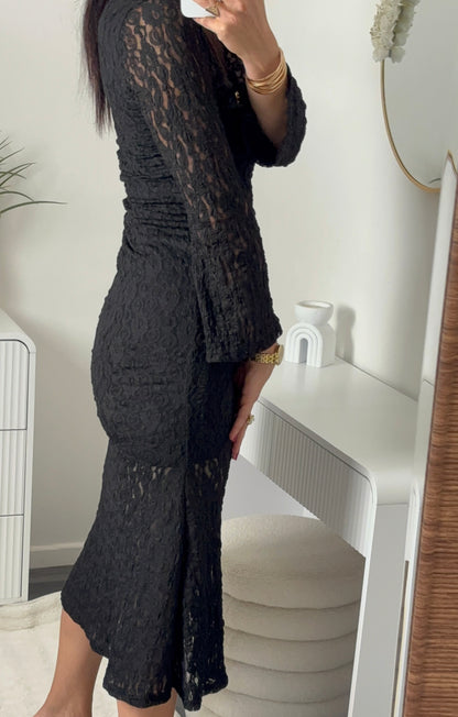 Robe dentelle noire