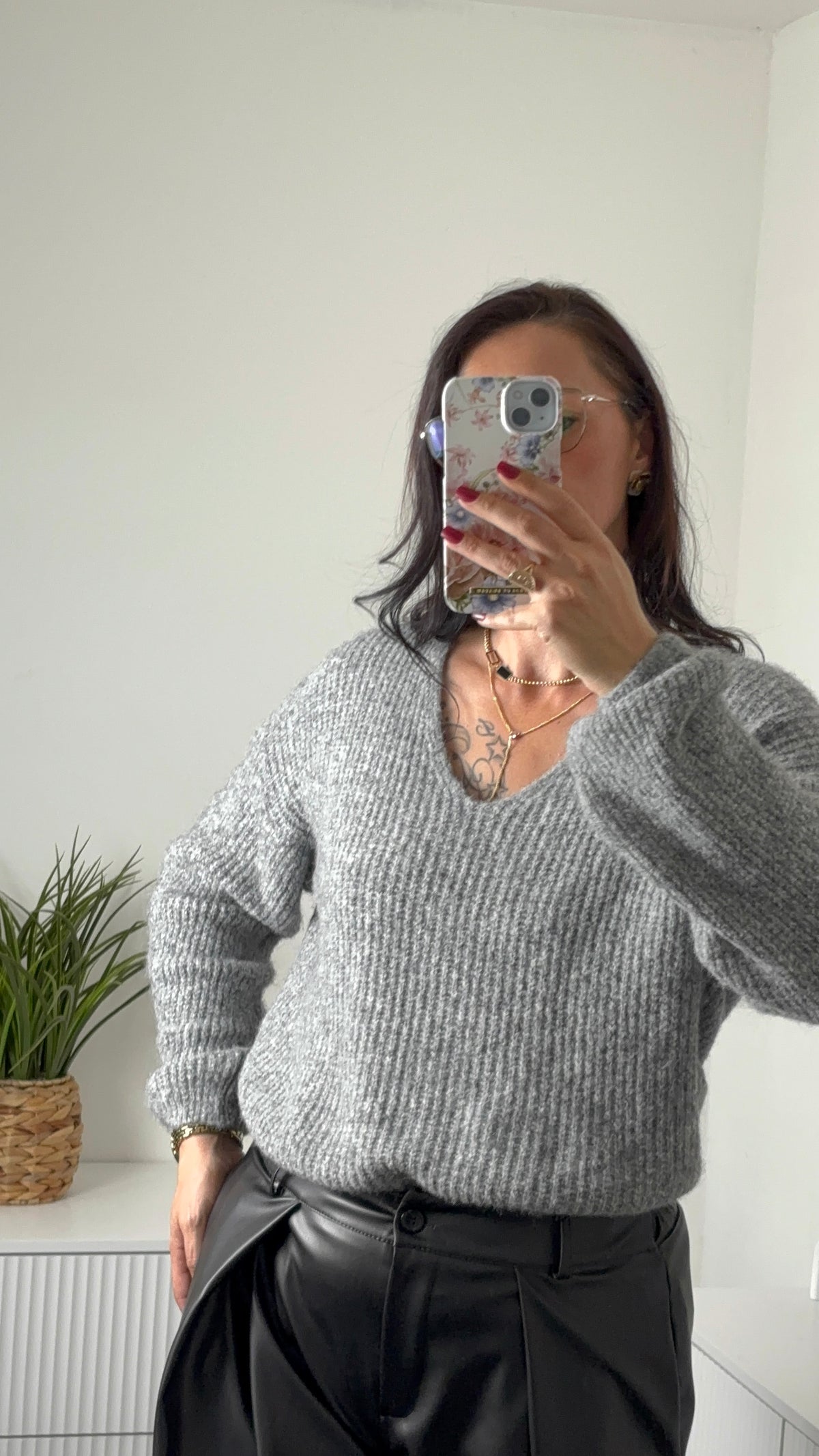 PULL DOUX COL V | GRIS