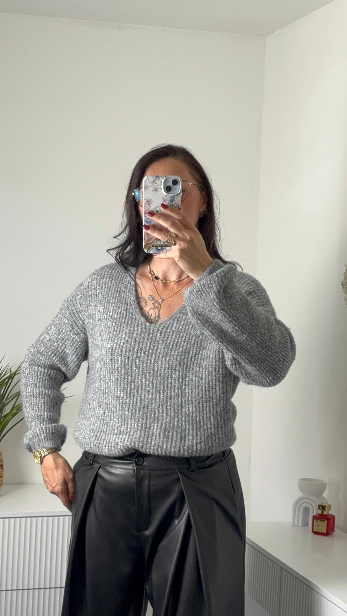 PULL DOUX COL V | GRIS