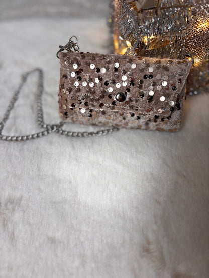 Robe doré & sac fille