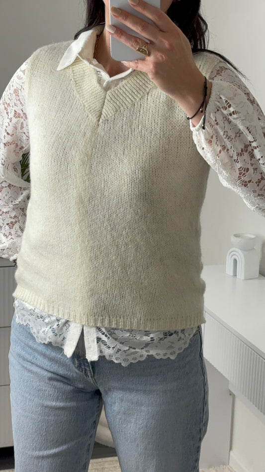 PULL SANS MANCHE BEIGE