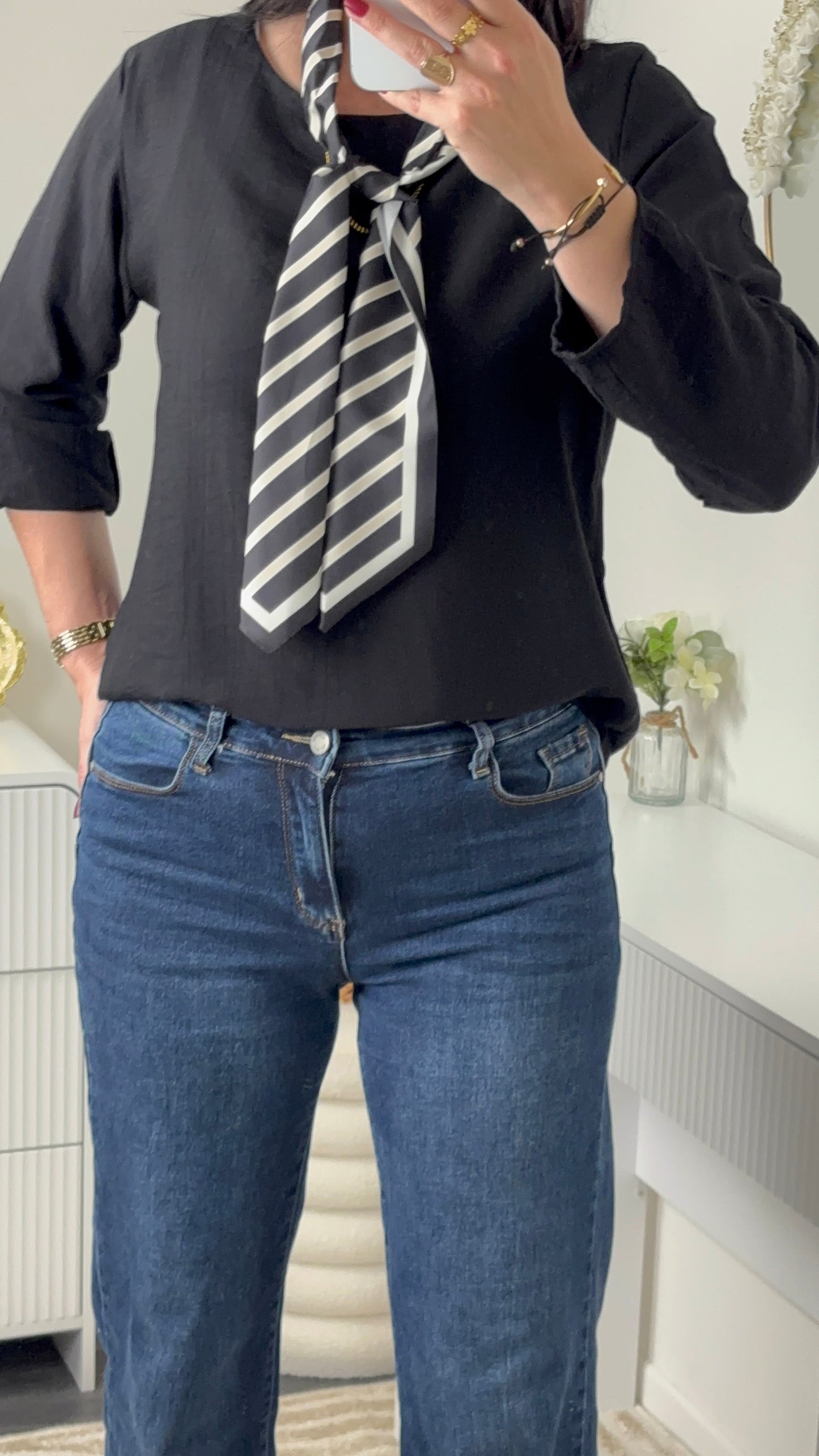 BLOUSE & FOULARD NOIRE