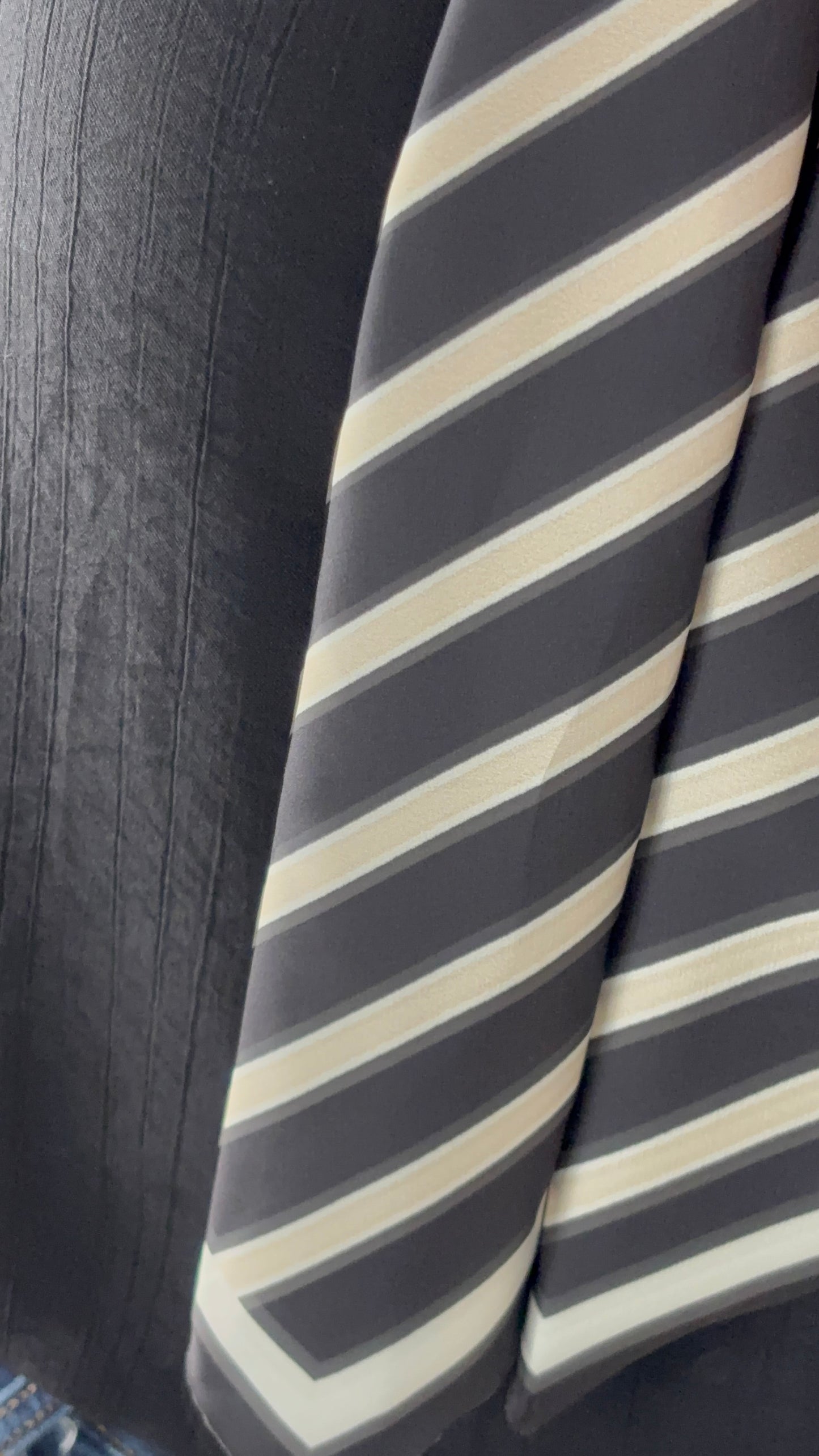 BLOUSE & FOULARD NOIRE