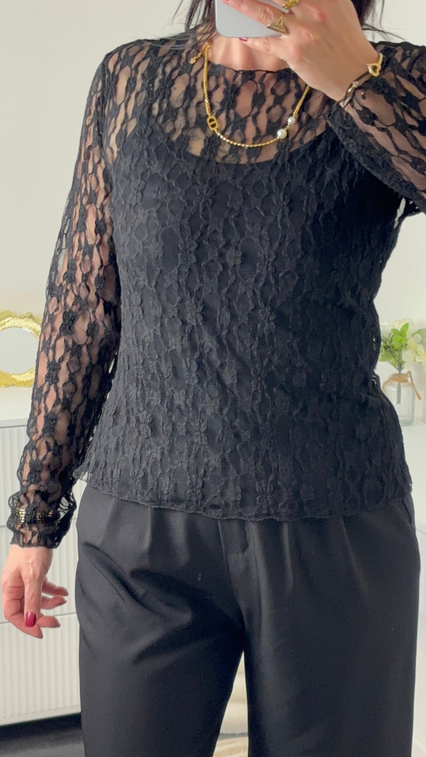 TOP DENTELLE NOIR
