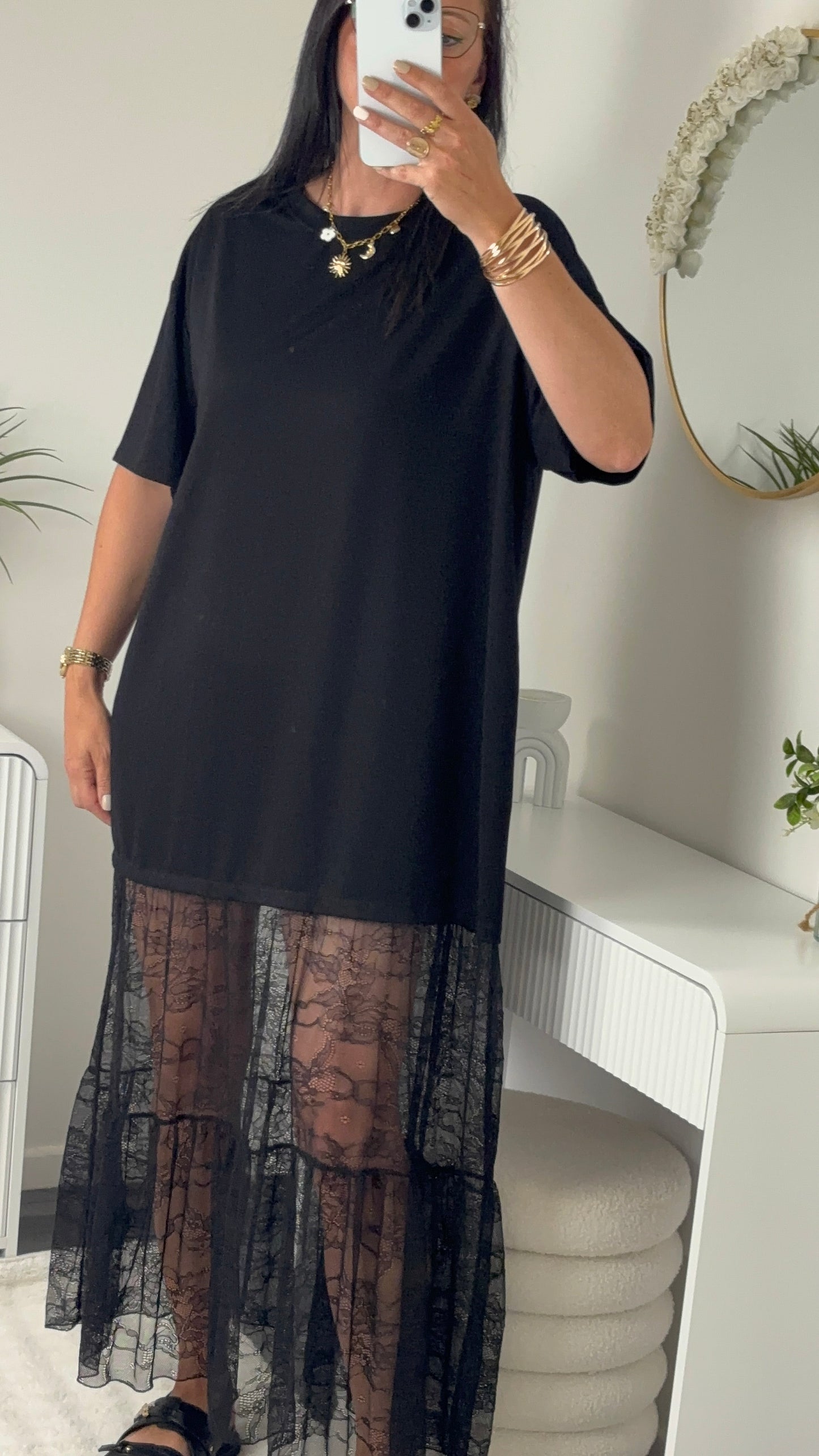 ROBE OVERSIZE DENTELLE NOIRE