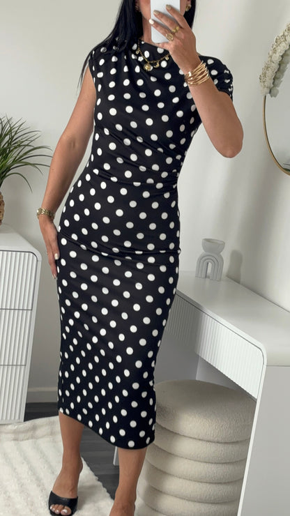 ROBE LONGUE POIS NOIRE