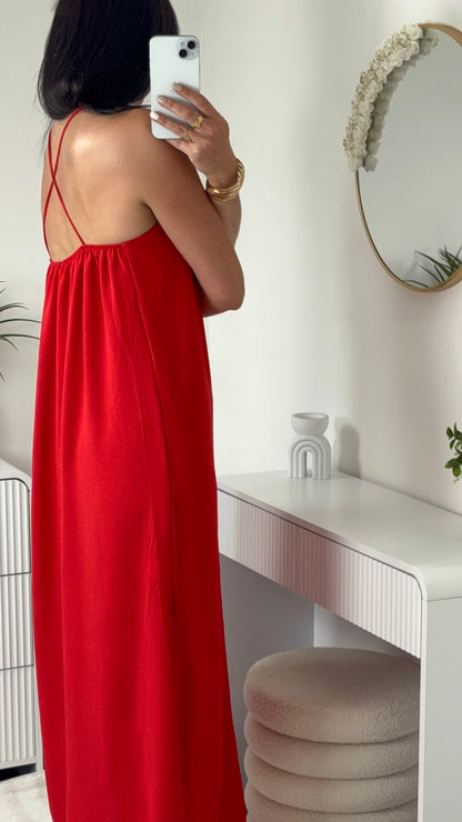 ROBE LONGUE DOS CROISÉ ROUGE