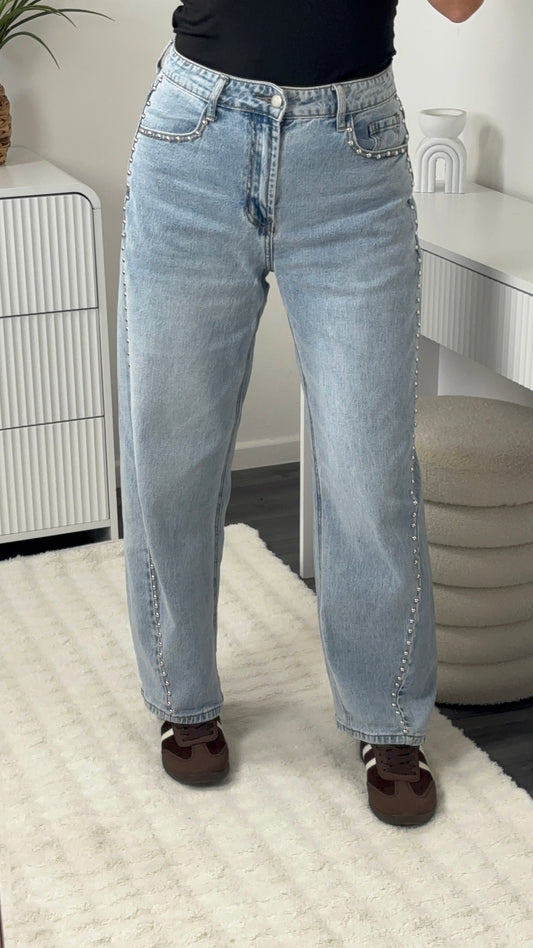 JEANS BALLON AVEC CLOUS