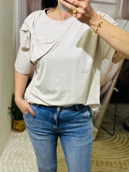 T-shirt avec nœud beige