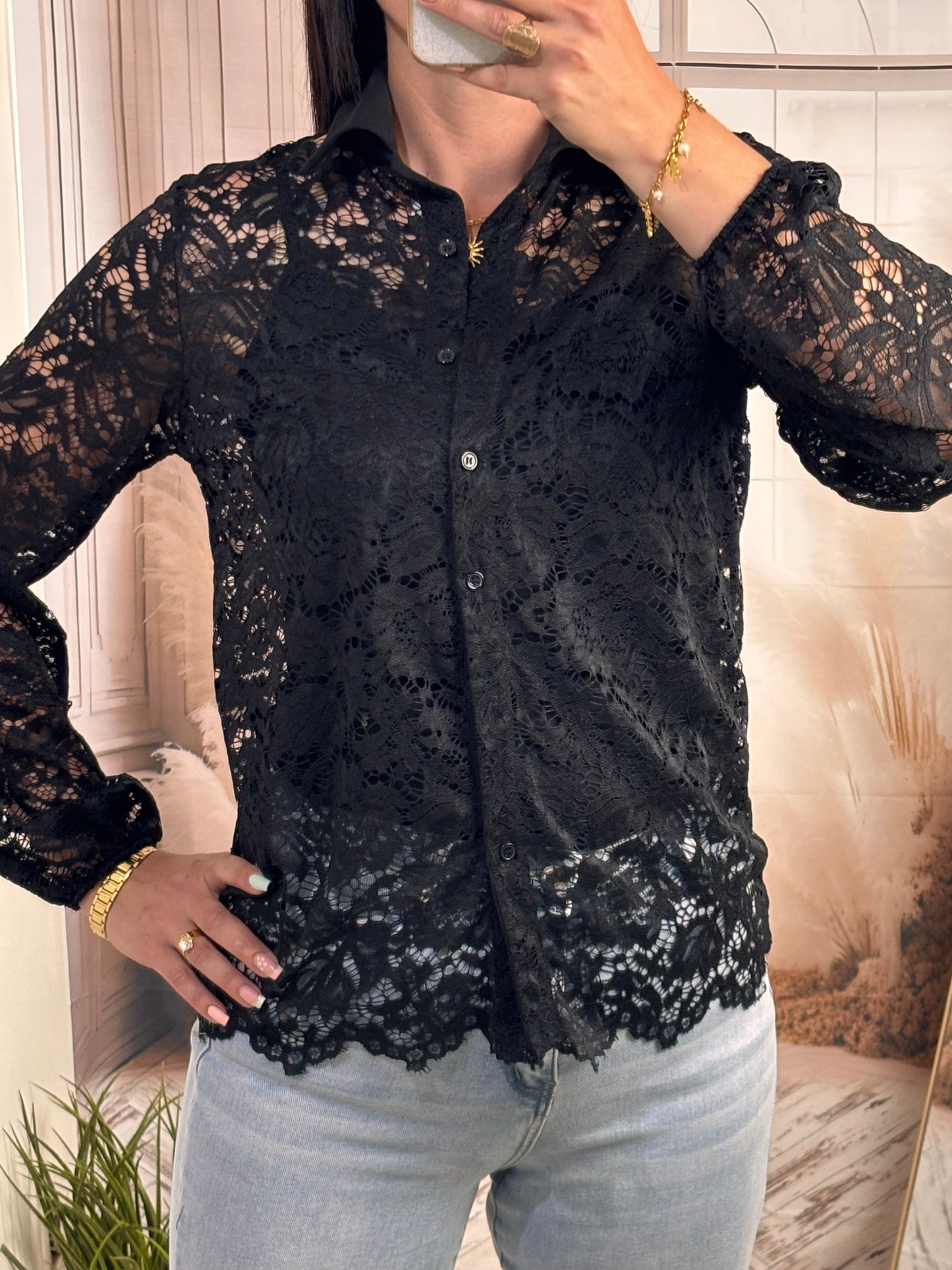 Chemise dentelle noire