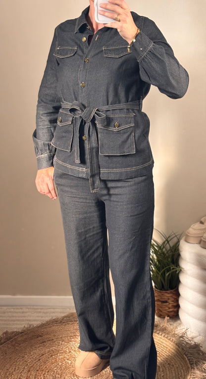 Ensemble en jean avec ceinture à nouer